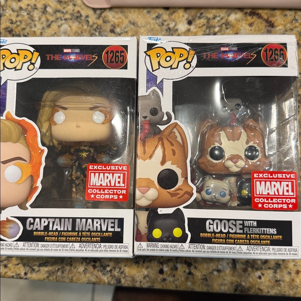 Marvel Collector Corps Funko Pop Goose W/ Flerkittens 1266 & Captain Marvel 1265